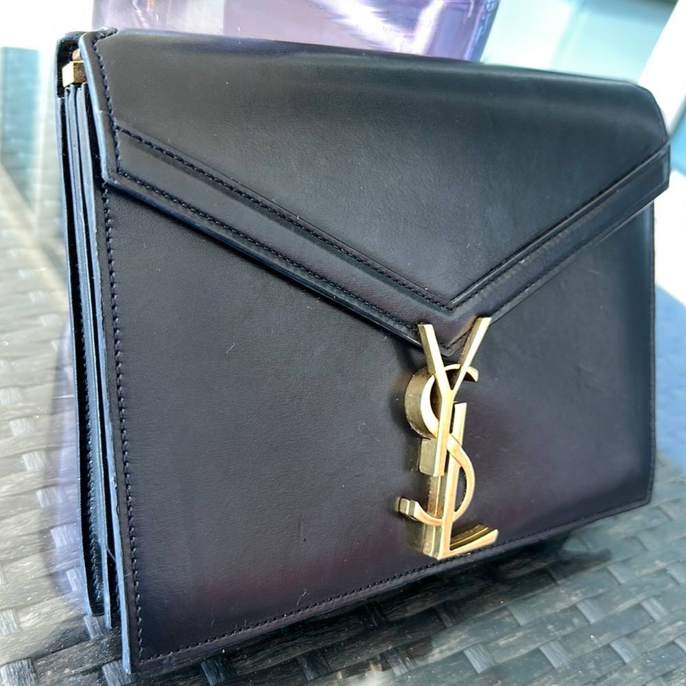 YSL Cassandra Medium Chain Bag color Black gold